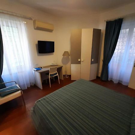 B&B Five Rzym Zewnętrze zdjęcie
