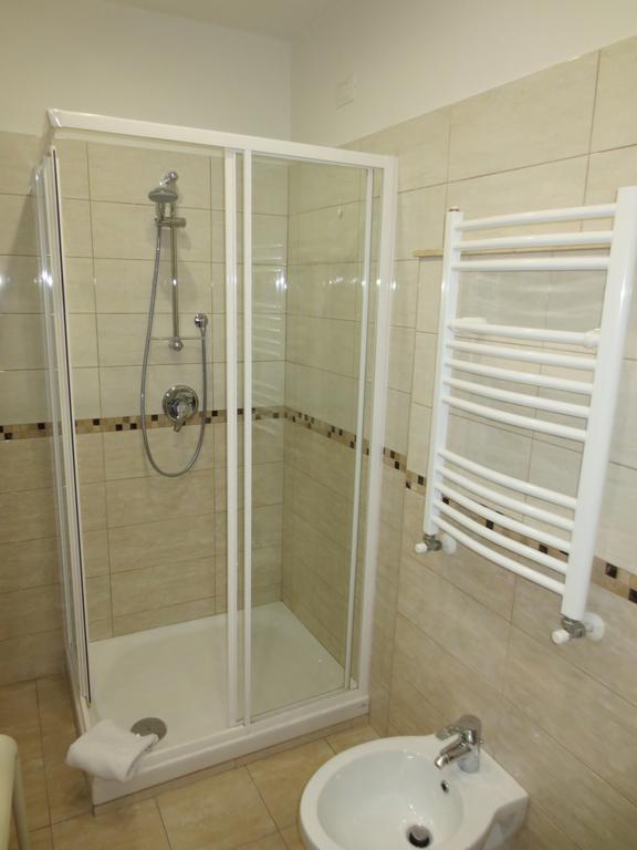 B&B Five Rzym Zewnętrze zdjęcie